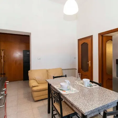 San Donato District & Piazza Statuto Roomy Flat * Turin