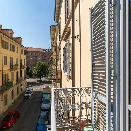 公寓 San Donato District & Piazza Statuto Roomy Flat *