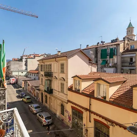 San Donato District & Piazza Statuto Roomy Flat Apartment
