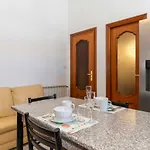 San Donato District & Piazza Statuto Roomy Flat *