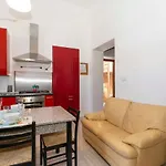 San Donato District & Piazza Statuto Roomy Flat Daire