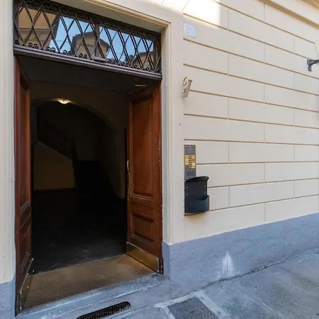 San Donato District & Piazza Statuto Roomy Flat 都灵