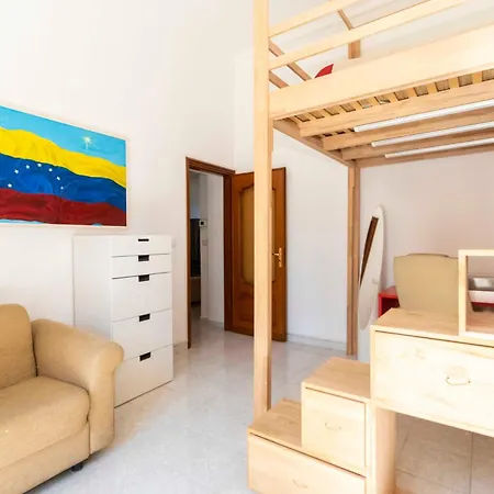 San Donato District & Piazza Statuto Roomy Flat 公寓 都灵