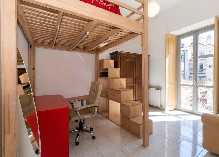 San Donato District & Piazza Statuto Roomy Flat Apartamento