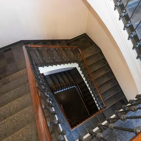 San Donato District & Piazza Statuto Roomy Flat *